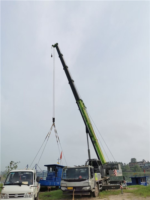 淄博市桥梁建设吊装案例